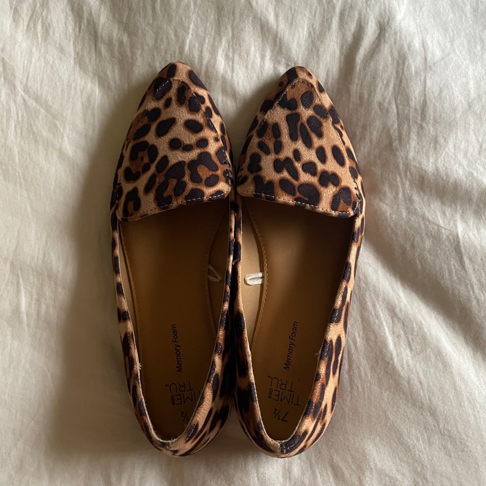 Leopard flats